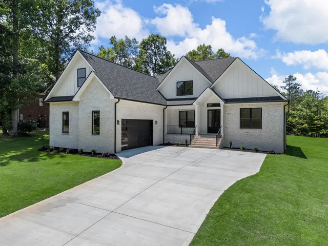 $899,900 | 162 Clearcreek Drive, Boiling Springs, SC 29316