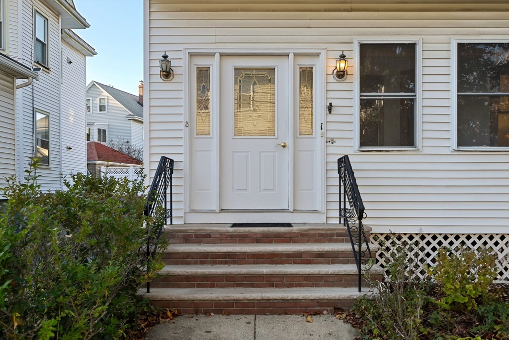 1 Clayton Street, Unit 1 Watertown, MA 02472 - Photo 3 of 34