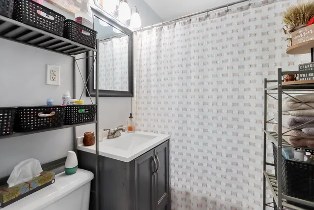 $279,900 | 3720 East Squire Avenue, Cudahy, WI 53110