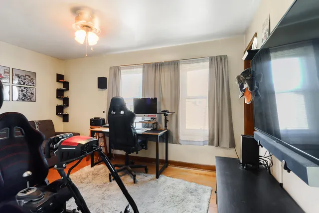 $279,900 | 3720 East Squire Avenue, Cudahy, WI 53110