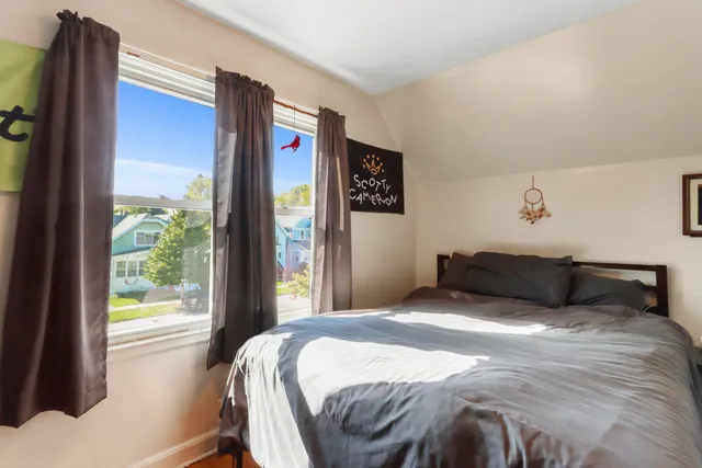 $279,900 | 3720 East Squire Avenue, Cudahy, WI 53110