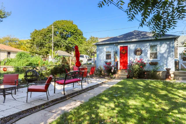 $279,900 | 3720 East Squire Avenue, Cudahy, WI 53110