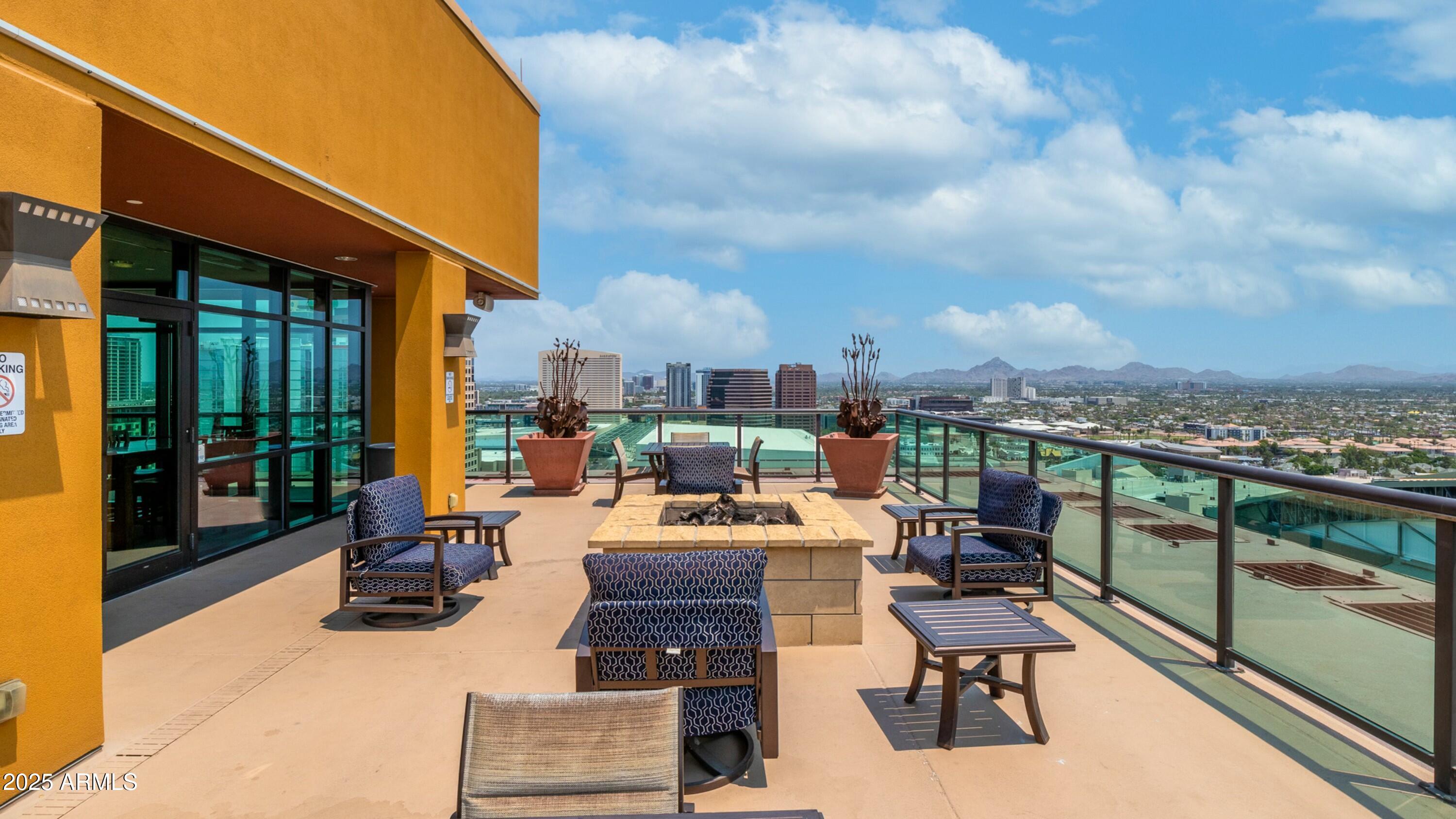 310 South 4th Street, Unit 1407 Phoenix, AZ 85004 - Photo 4 of 45 tempImage3xxo4c