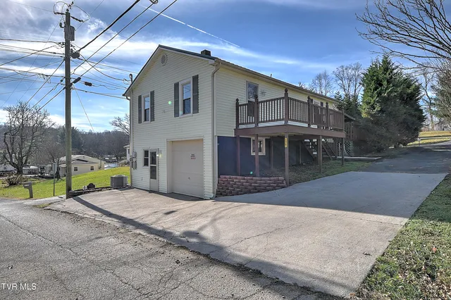 $195,000 | 2246 3rd Street, Bristol, TN 37620
