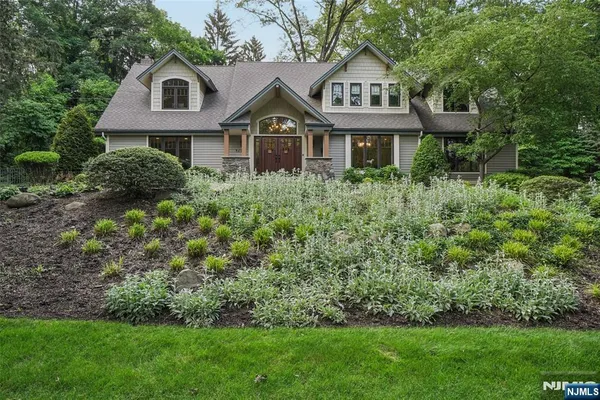 $1,945,000 | 469 Hartung Drive, Wyckoff, NJ 07481