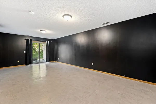 $260,000 | 6314 Cavell Court, Brooklyn Park, MN 55428