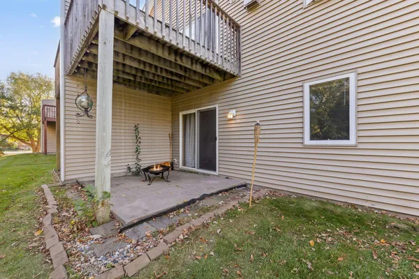 $260,000 | 6314 Cavell Court, Brooklyn Park, MN 55428