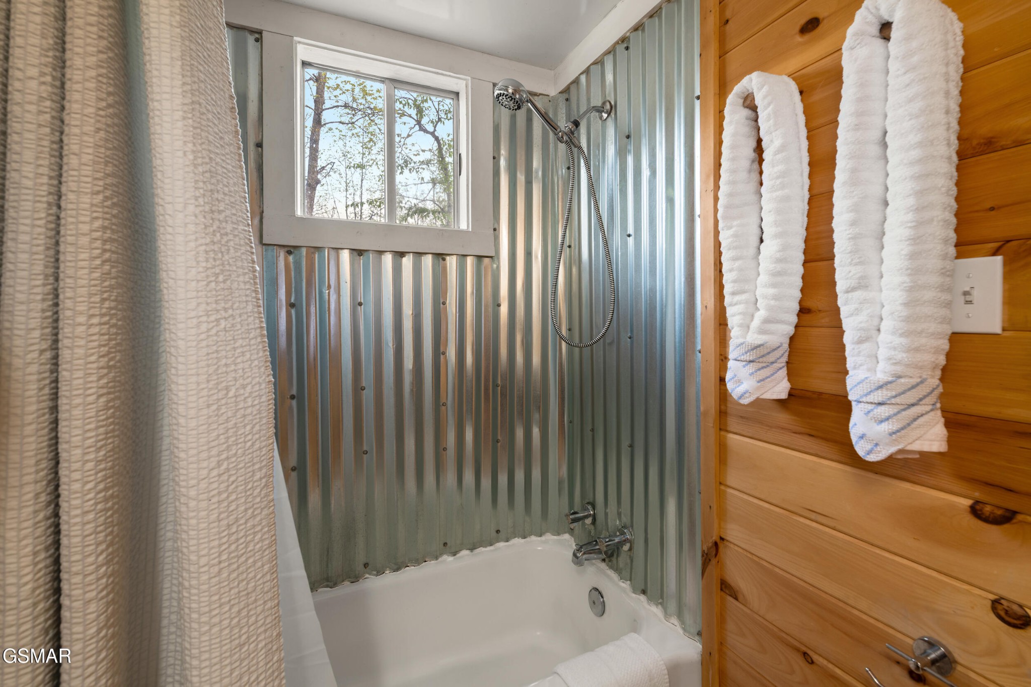 1638 South Mountain View Road Sevierville, TN 37876 - Photo 22 of 39 Gallery Image 22