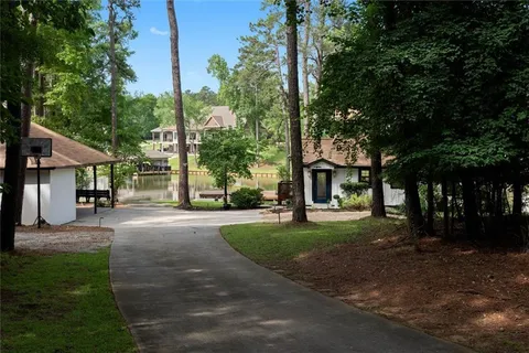 $749,900 | 112 Sinclair Lane, Eatonton, GA 31024
