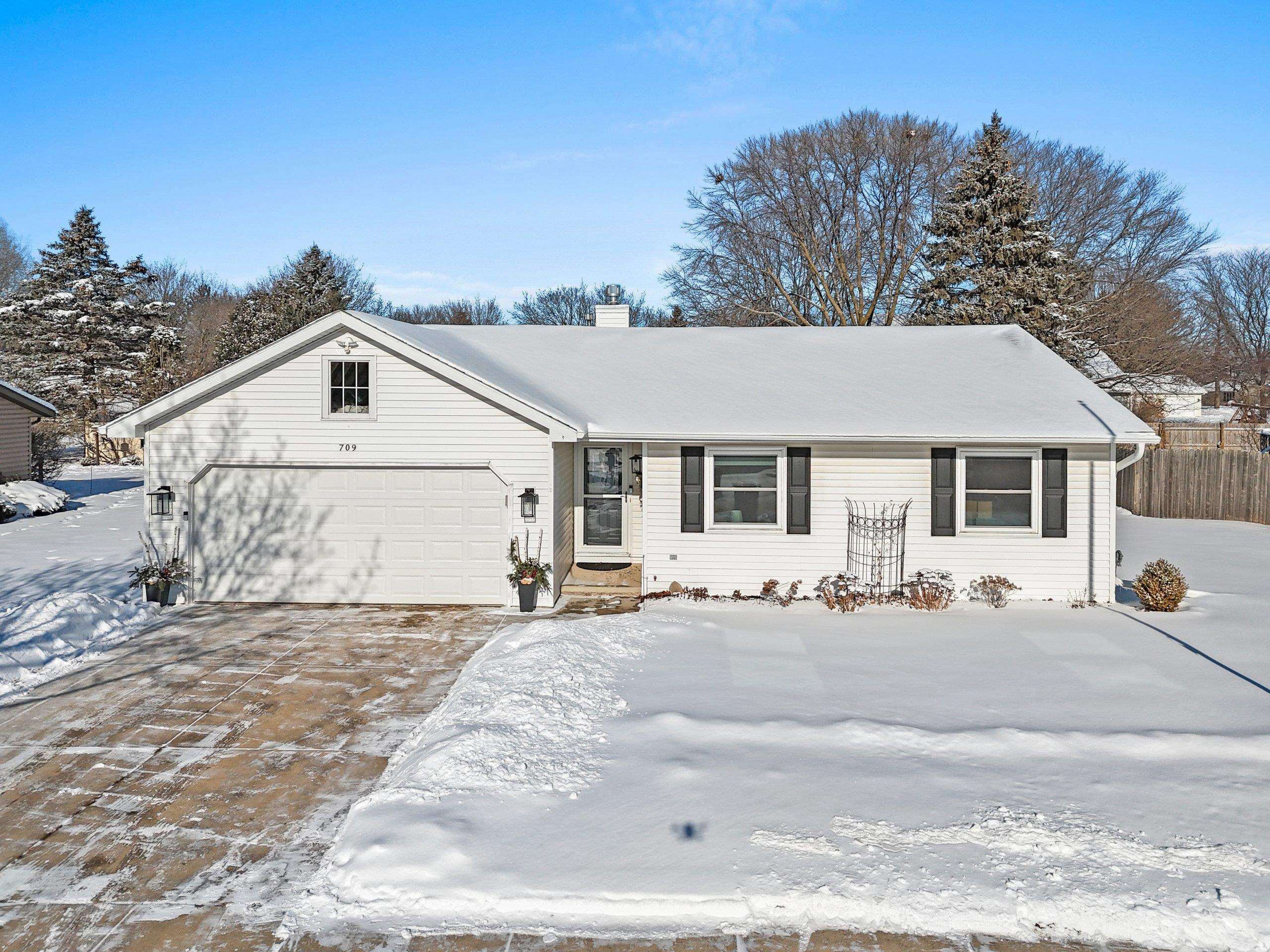 709 Brule Road De Pere, WI 54115 - Photo 1 of 1 Gallery Image 1