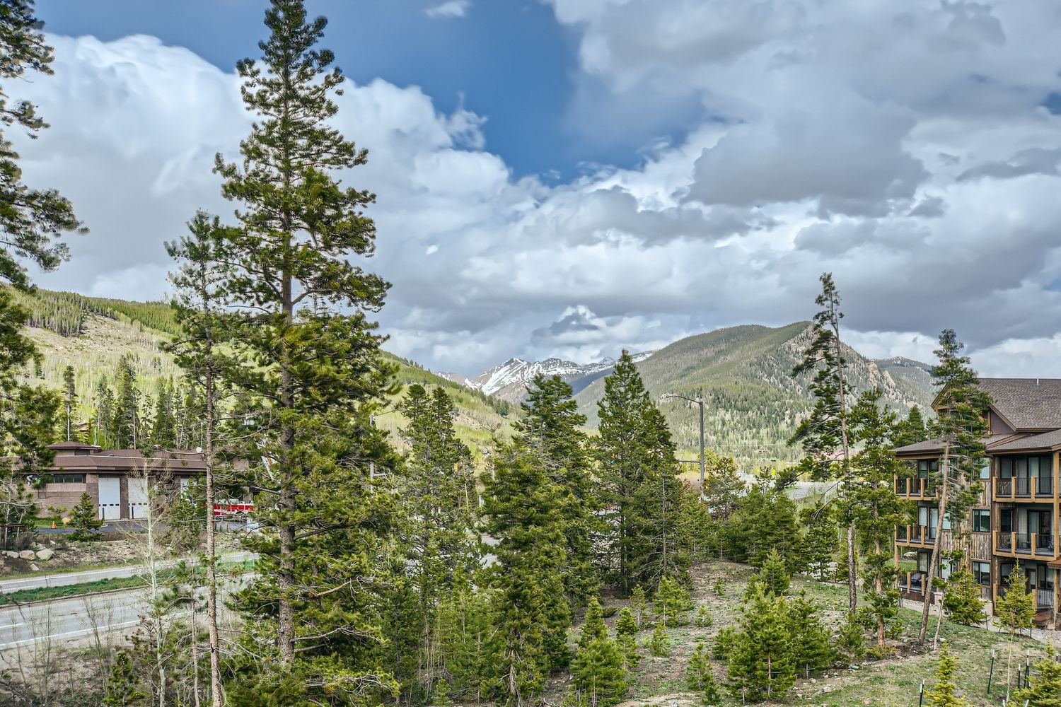 75 Clearwater Way, Unit 302 Keystone, CO 80435 - Photo 9 of 36 a view of a houses with sky view