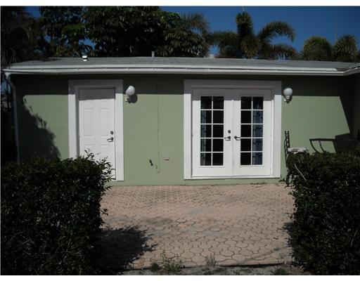 206 Gregory Road West Palm Beach, FL 33405 - Photo 5 of 8 Additional Photo