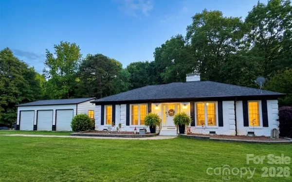 $500,000 | 10919 Harrisburg Road, Fort Mill, SC 29707
