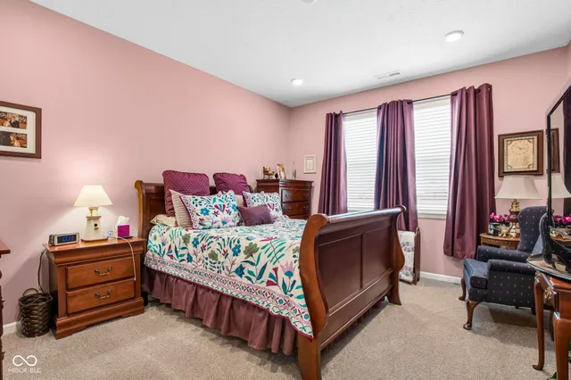 $369,500 | 3809 South Woodfield Drive, New Palestine, IN 46163