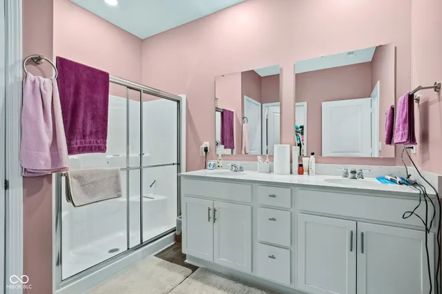 $369,500 | 3809 South Woodfield Drive, New Palestine, IN 46163