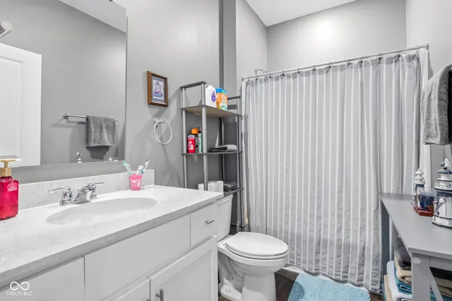 $369,500 | 3809 South Woodfield Drive, New Palestine, IN 46163