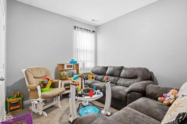 $369,500 | 3809 South Woodfield Drive, New Palestine, IN 46163