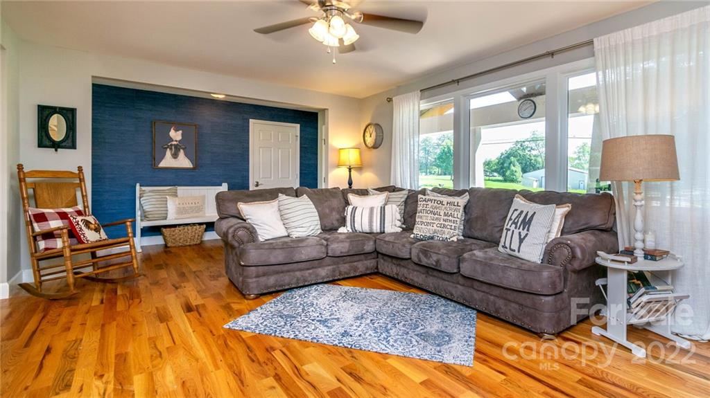 162 Banner Farm Road Mills River, NC 28759 - Photo 10 of 40 Gallery Image 10