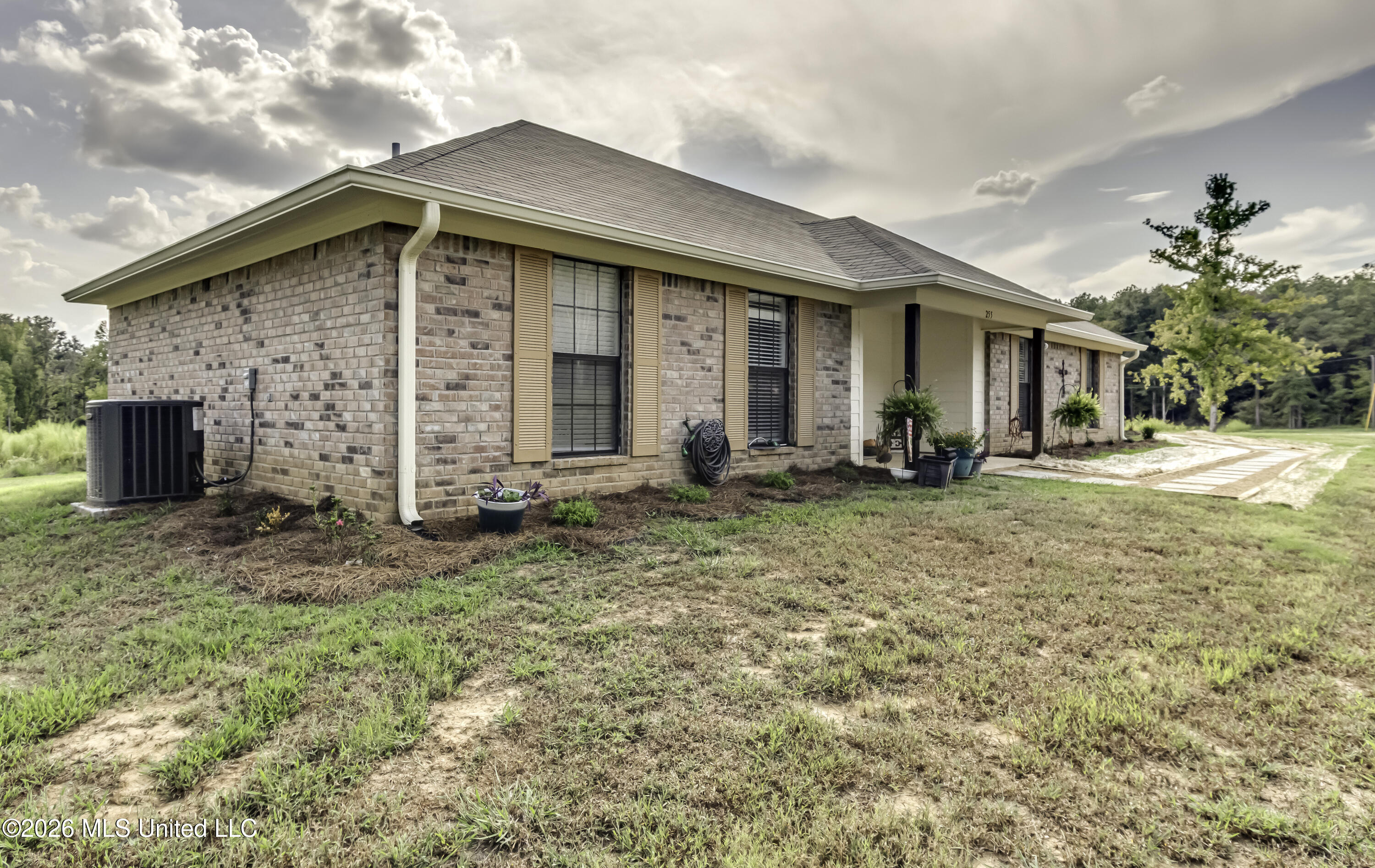 255 Spring Creek Road Flora, MS 39071 - Photo 7 of 72 255 SC 70