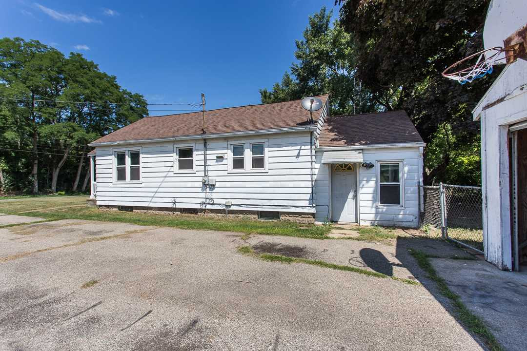 1493 Falahee Road Jackson, MI 49203 - Photo 13 of 32 Photo 13