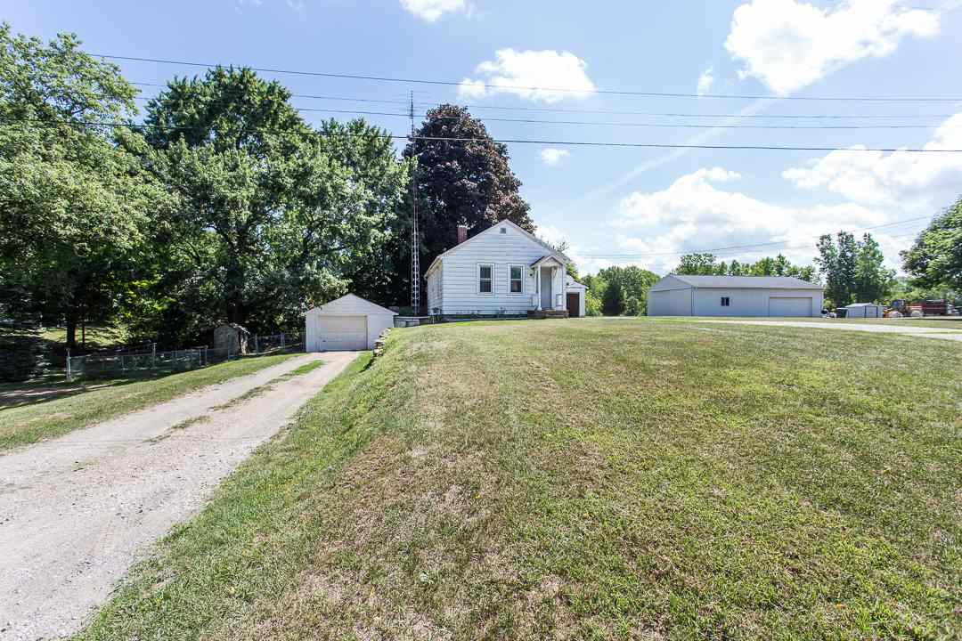 1493 Falahee Road Jackson, MI 49203 - Photo 3 of 32 Photo 3