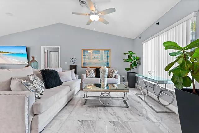 $665,000 | 6296 Terra Rosa Circle, Boynton Beach, FL 33472