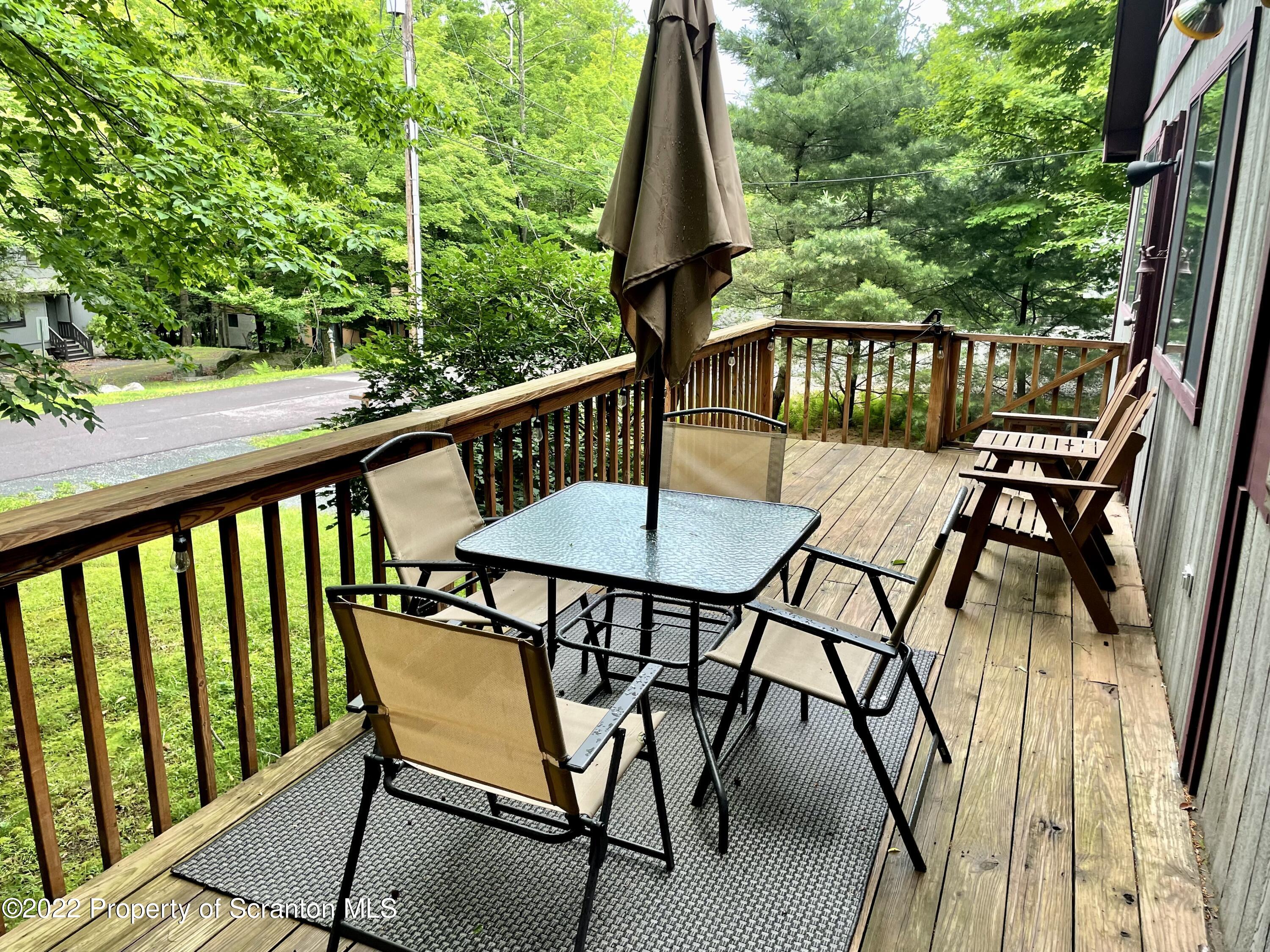 134 Ridgewood Circle, Unit 18436 Lake Ariel, PA 18436 - Photo 5 of 23 Deck