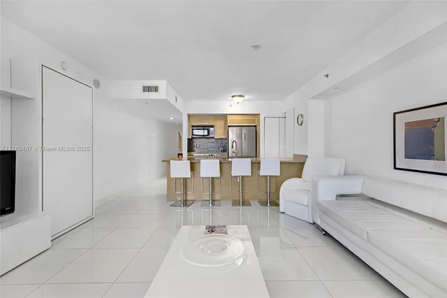 $5,000 | 1830 South Ocean Drive, Unit 2609, Hallandale Beach, FL 33009