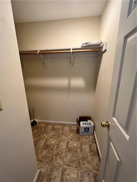 60 Davos Pointe, Unit B8 Woodridge, NY 12789 - Photo 5 of 6 a close view of a sink