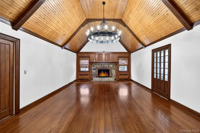 $7,500 | 6 Raven Way, Pleasantville, NY 10570