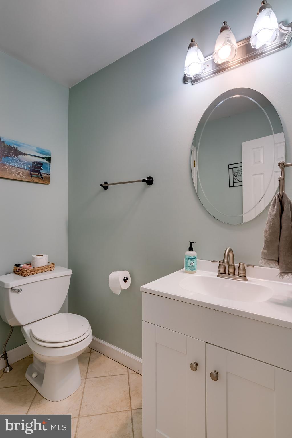 806 East Brubaker Valley Road Lititz, PA 17543 - Photo 15 of 40