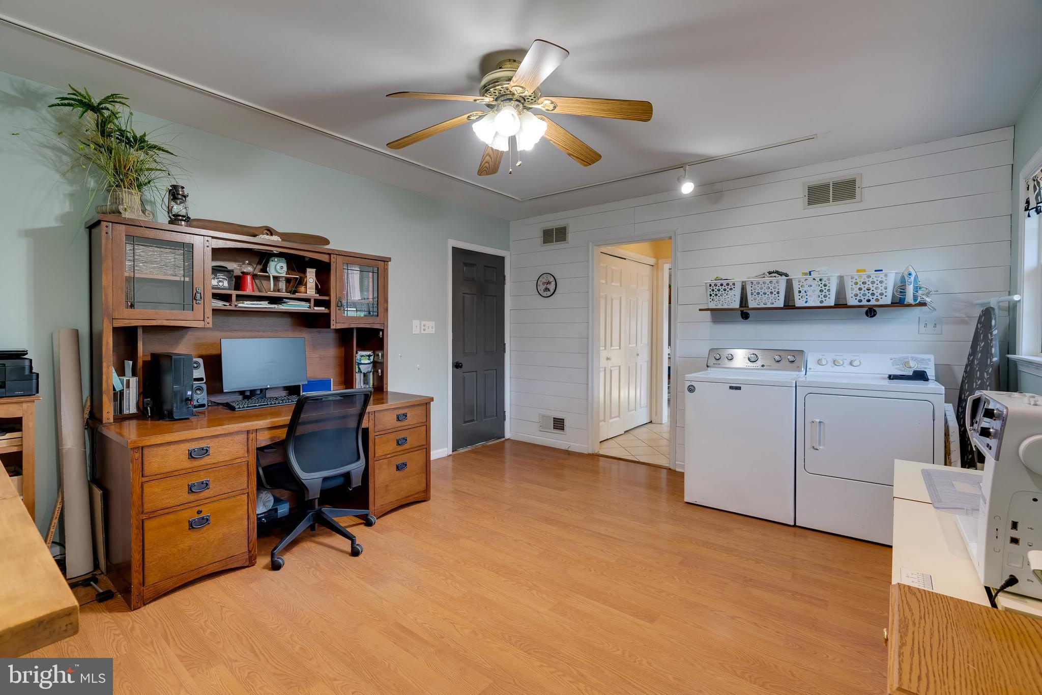 806 East Brubaker Valley Road Lititz, PA 17543 - Photo 17 of 40