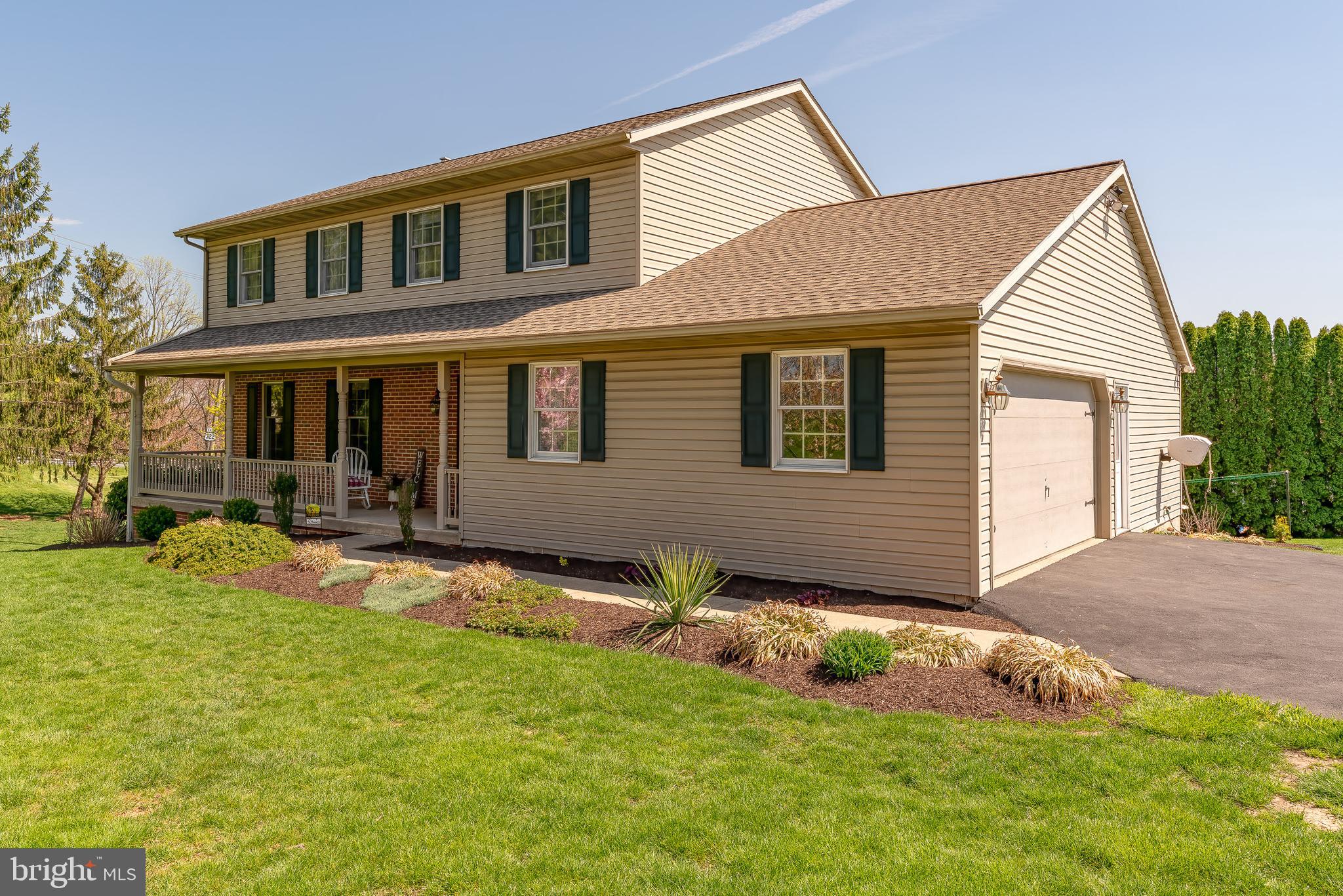 806 East Brubaker Valley Road Lititz, PA 17543 - Photo 2 of 40