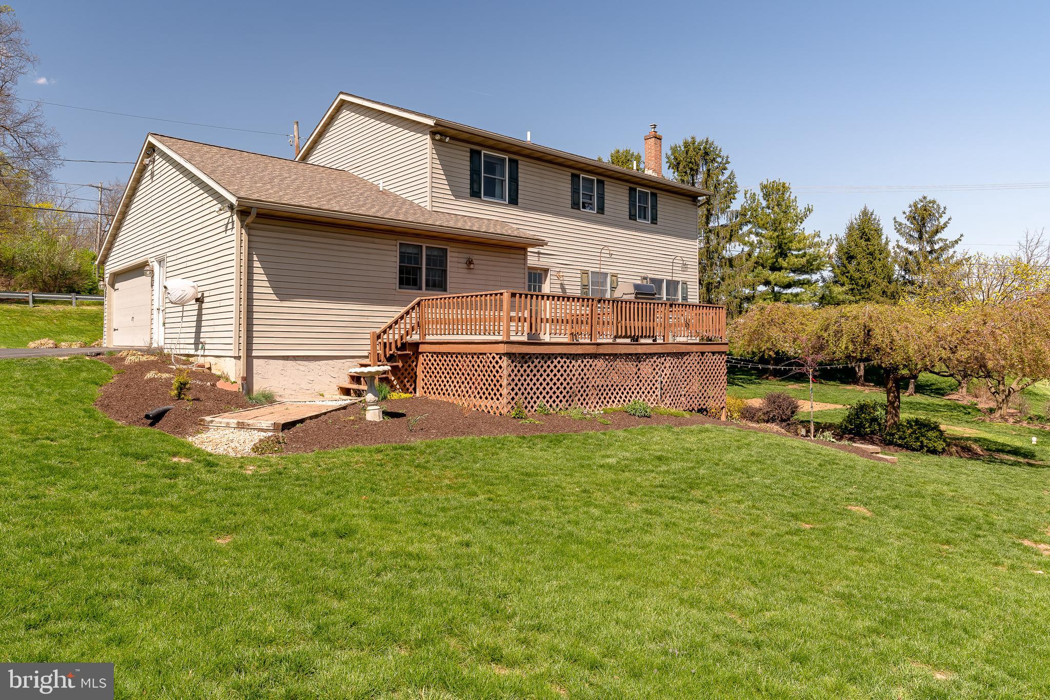 806 East Brubaker Valley Road Lititz, PA 17543 - Photo 33 of 40
