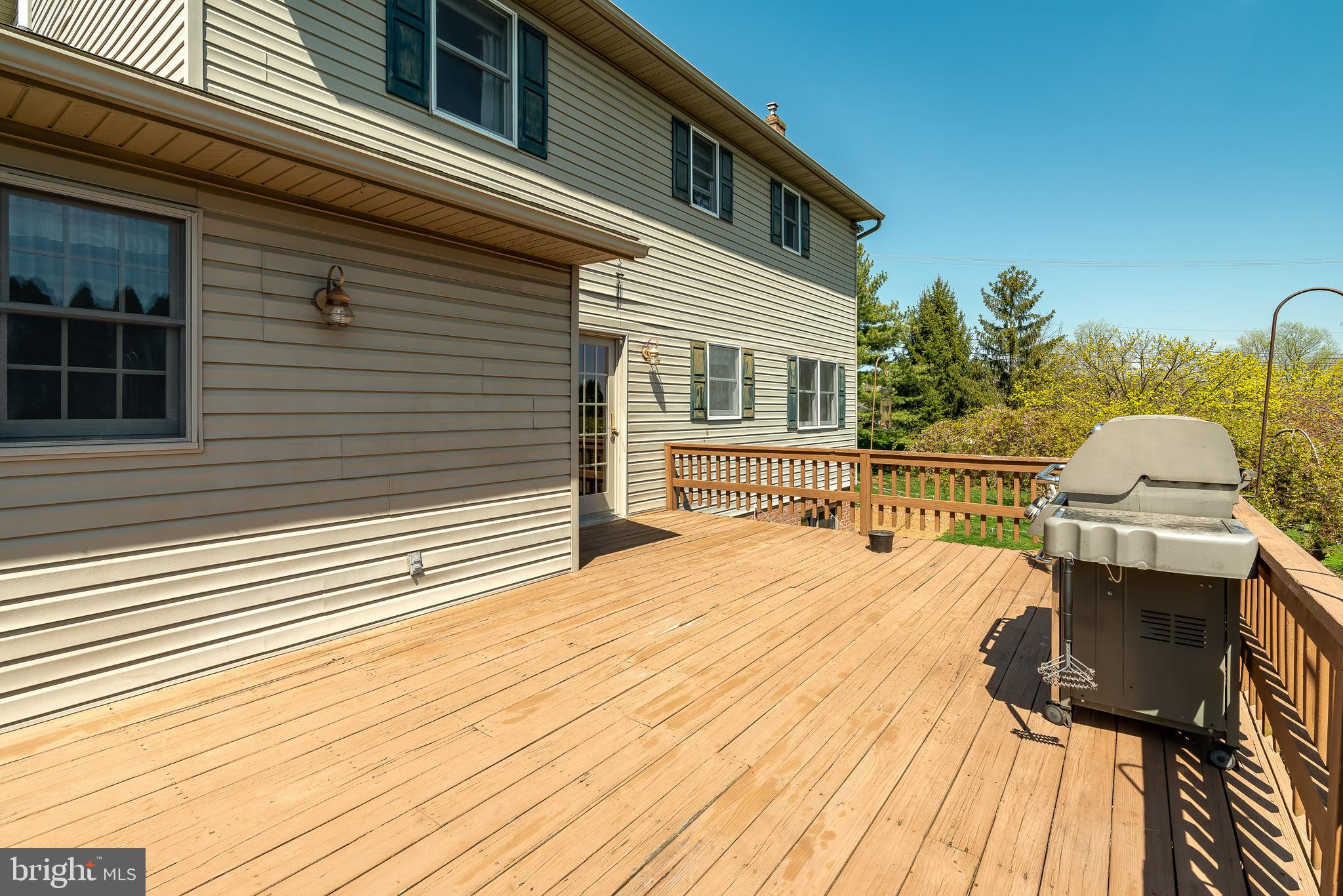 806 East Brubaker Valley Road Lititz, PA 17543 - Photo 35 of 40