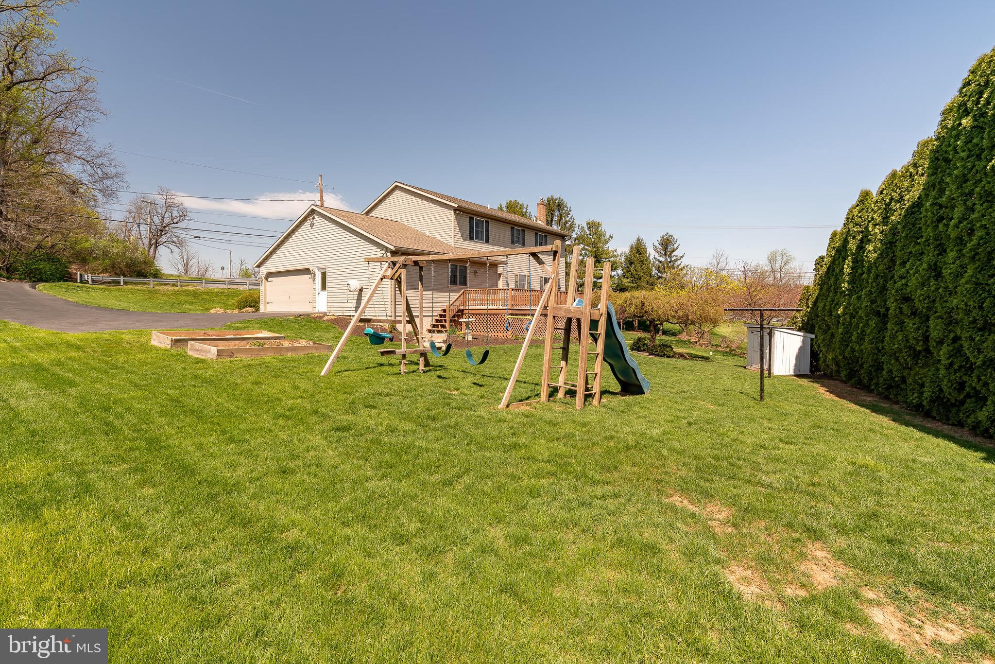 806 East Brubaker Valley Road Lititz, PA 17543 - Photo 38 of 40
