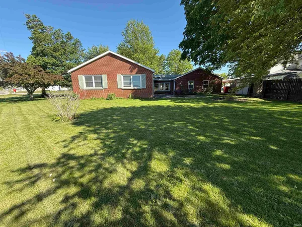 $194,500 | 119 East Beckley Street, Royal Center, IN 46978