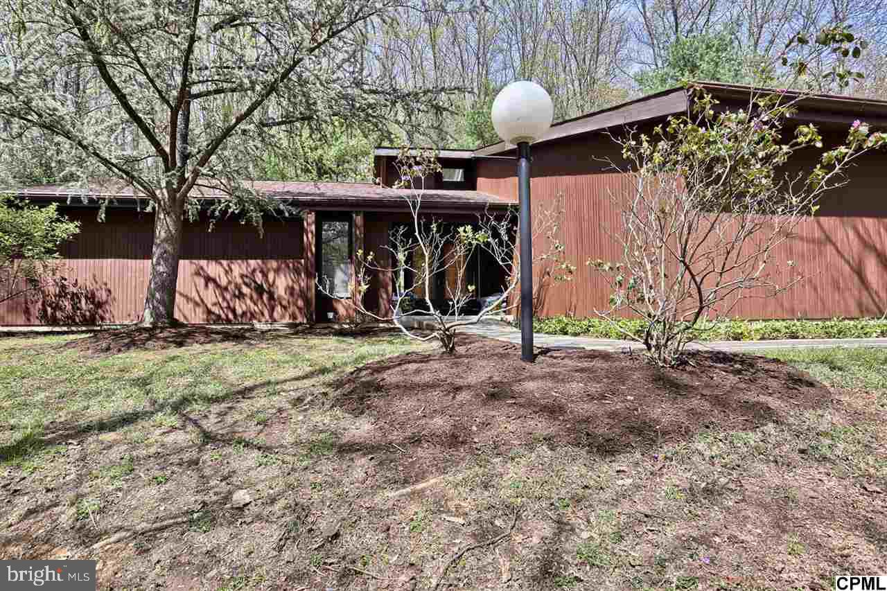 610 Spring Lane Boiling Springs, PA 17007 - Photo 1 of 1 Gallery Image 1