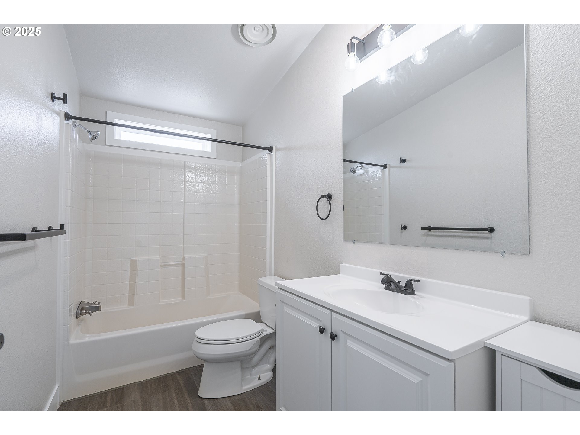 1500 South Sandoz Road, Unit 25 Newberg, OR 97132 - Photo 26 of 31 Gallery Image 26