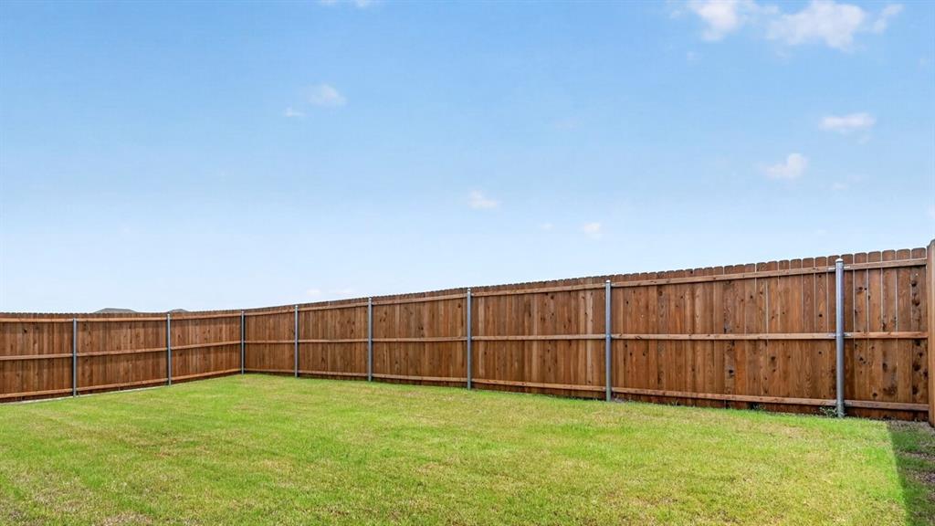 1805 Potomac Lane Blue Ridge, TX 75424 - Photo 6 of 9
