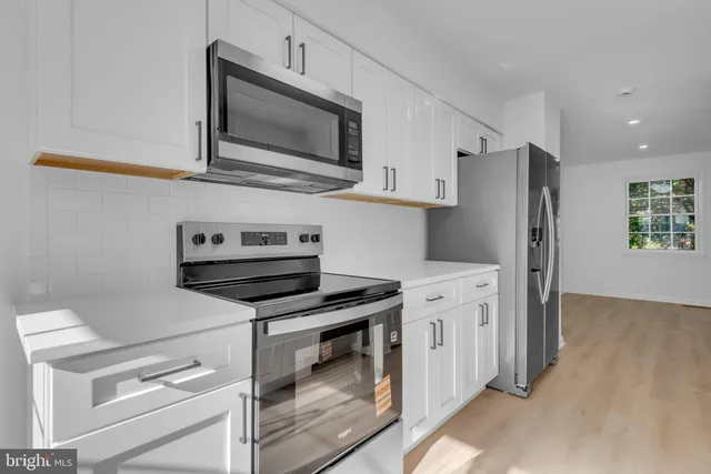 $2,950 | 4 Summit Green Court, Cockeysville, MD 21030