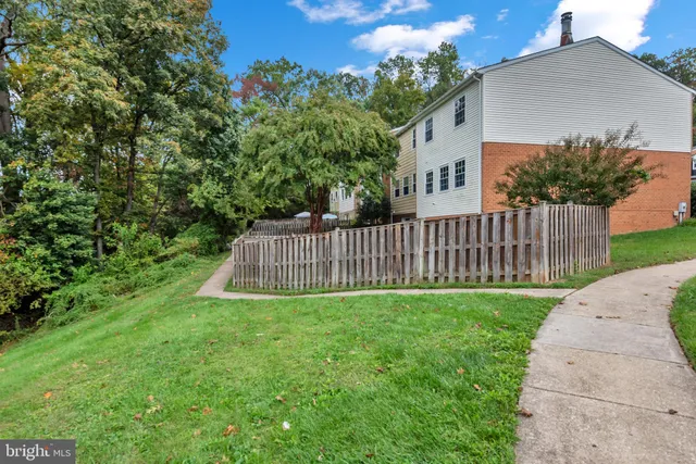 $2,950 | 4 Summit Green Court, Cockeysville, MD 21030