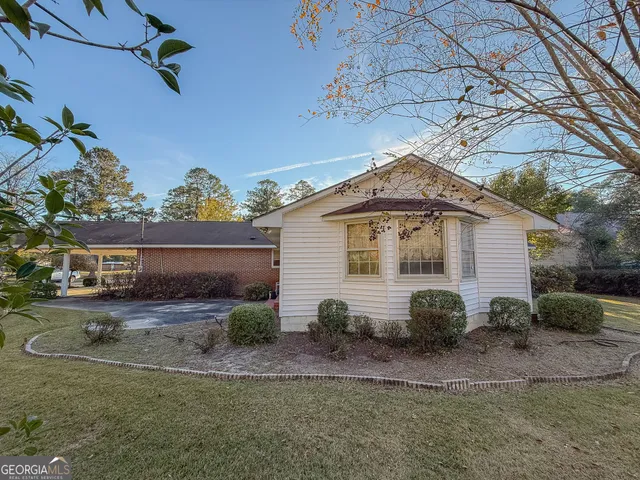 $225,000 | 341 Azalea Avenue, Millen, GA 30442
