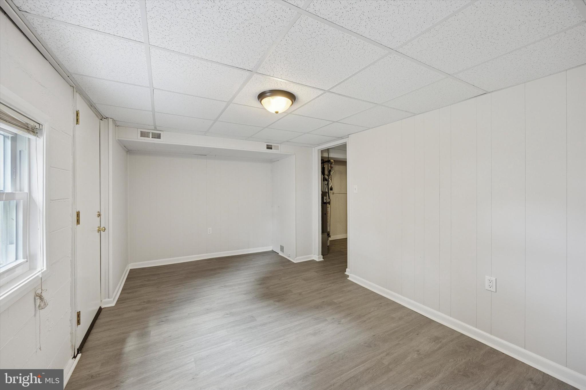 12136 Sweet Briar Road Philadelphia, PA 19154 - Photo 25 of 33 a view of an empty room with a window