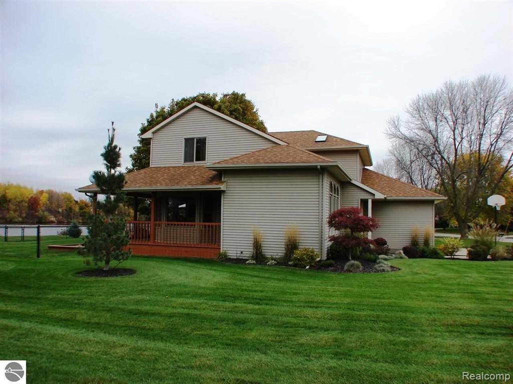 119 Surrey Road St. Louis, MI 48880 - Photo 21 of 26 Gallery Image 21