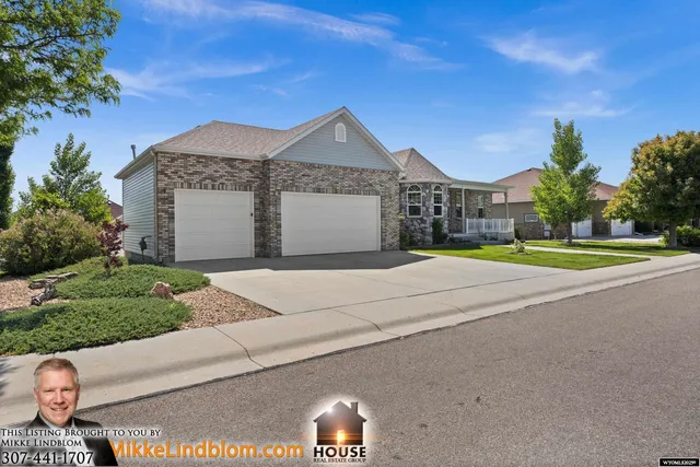 $714,900 | 1513 Luker Drive, Casper, WY 82609