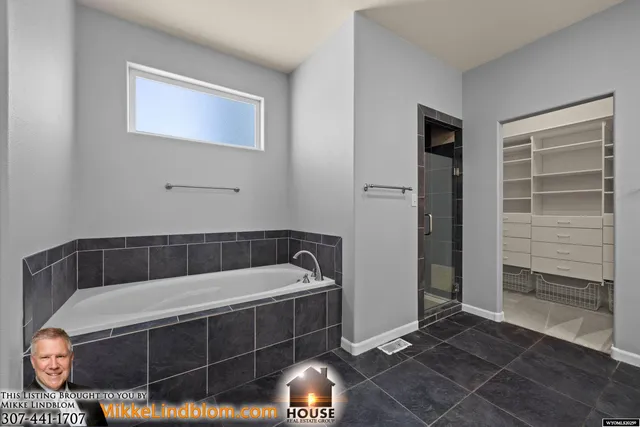 $714,900 | 1513 Luker Drive, Casper, WY 82609