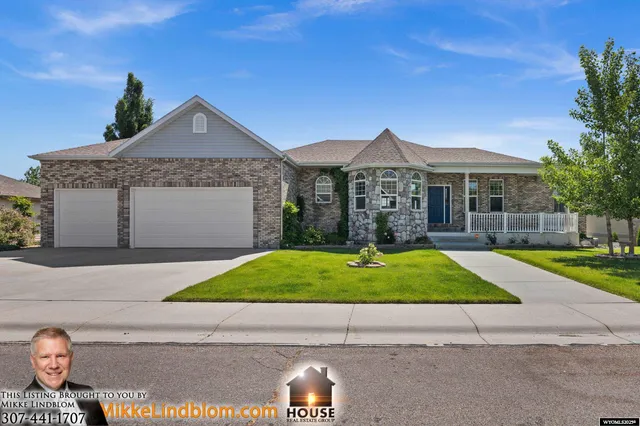 $714,900 | 1513 Luker Drive, Casper, WY 82609