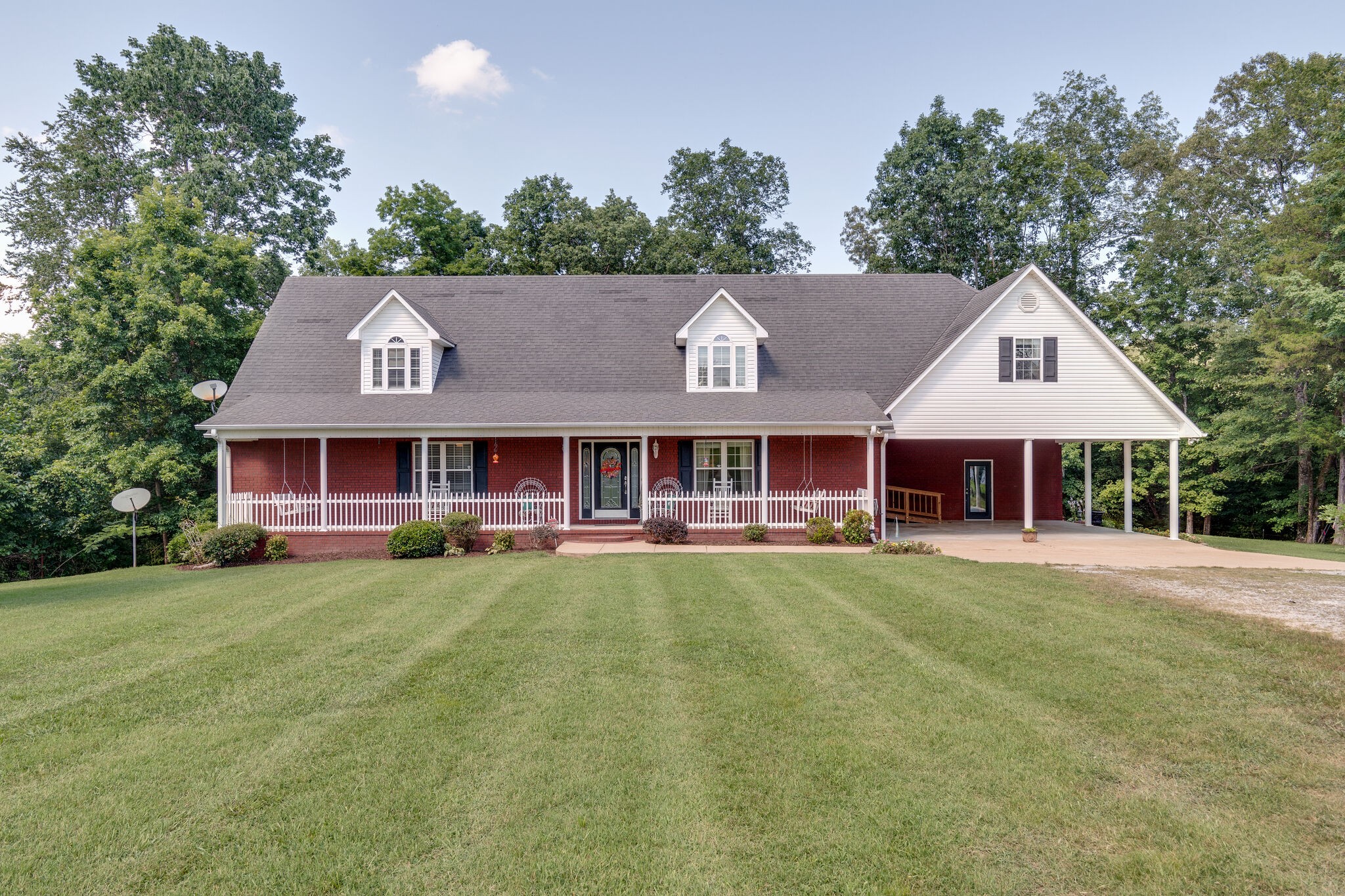 183 Salem Road Hohenwald, TN 38462 - Photo 1 of 40 Gallery Image 1
