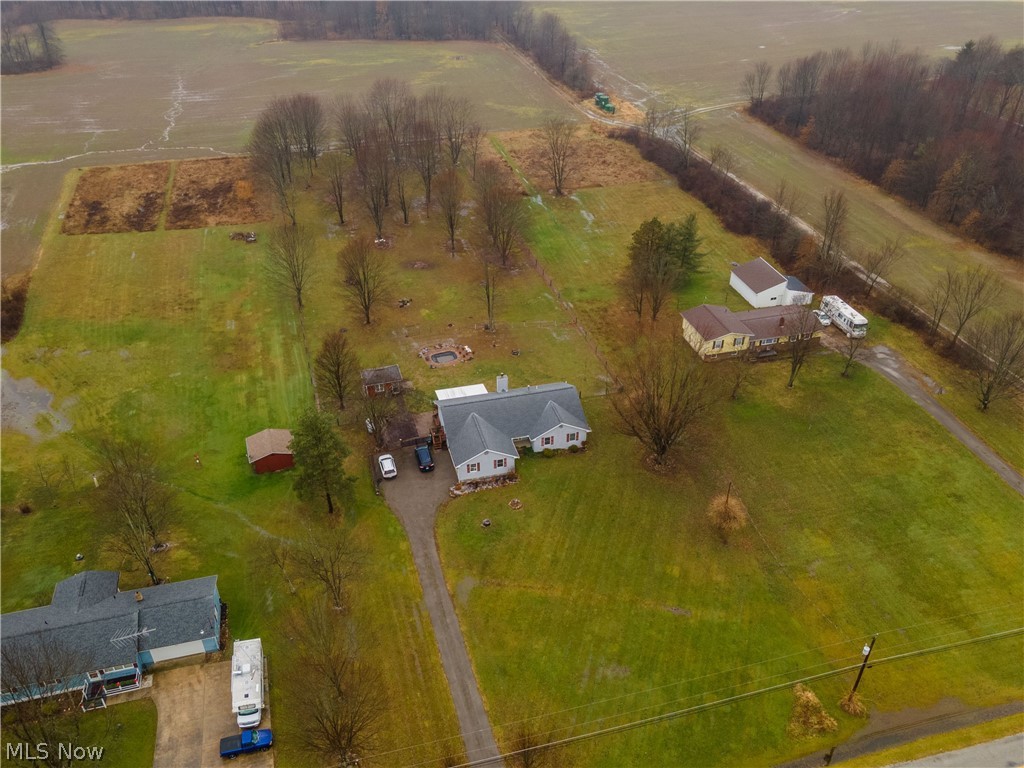853 Stroup Road Atwater, OH 44201 - Photo 3 of 35